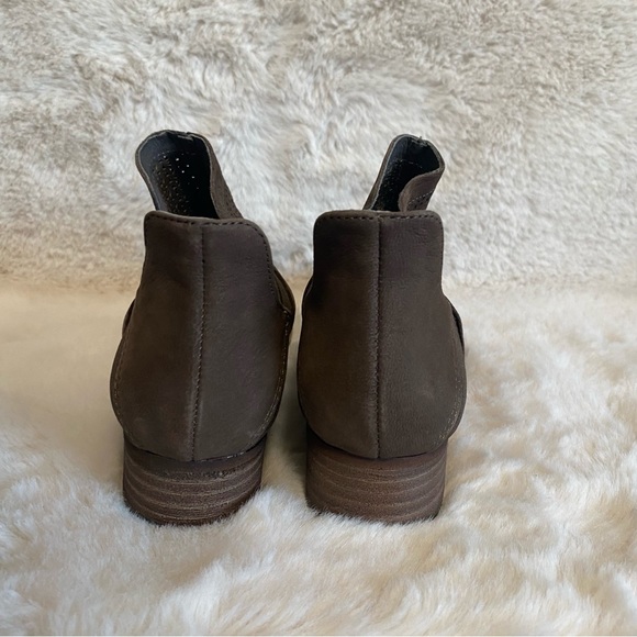 Amazon.com | Vince Camuto Elvin Black3 5 M | Ankle & Bootie Vince Camuto Booties